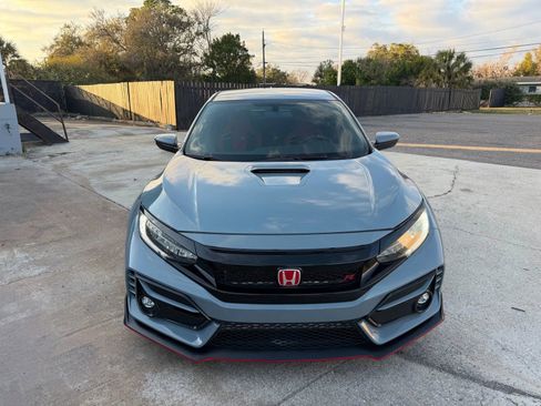 Used 2019 Honda Civic Type R image 9