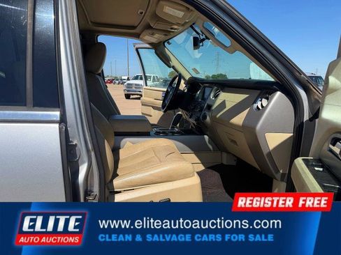 Used 2015 Ford Expedition Limited RWD image 9