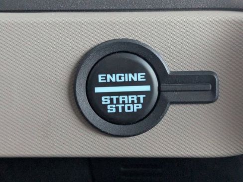 Used 2024 Ford Bronco Wildtrak image 31