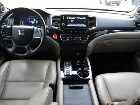 Used 2020 Honda Pilot Touring image 17