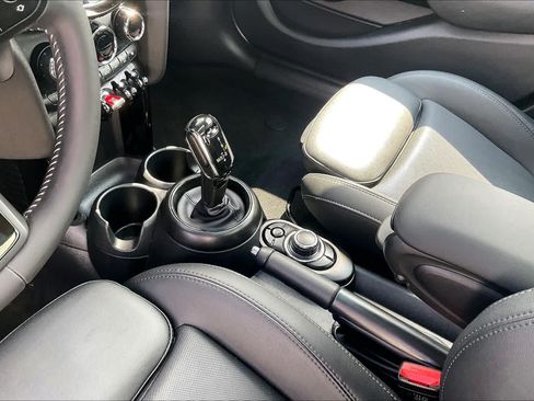 Used 2024 MINI Cooper S FWD image 15