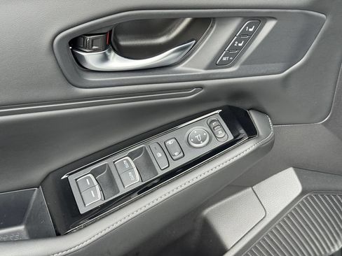 Certified 2025 Honda Accord Touring image 8