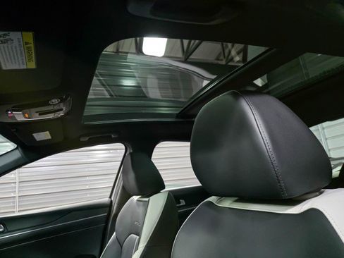 Used 2025 Kia K5 GT-Line w/ GT-Line Premium Package image 19