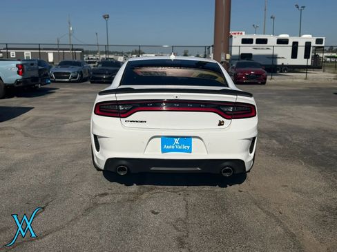 Used 2021 Dodge Charger Scat Pack RWD image 6