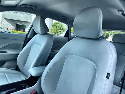 Used 2024 Hyundai Kona SE FWD image 13