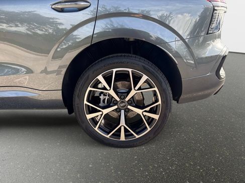 New 2026 Audi Q3 quattro 2.0T AWD/4WD image 10