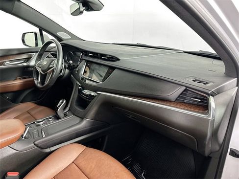 Used 2024 Cadillac XT5 Sportv image 32