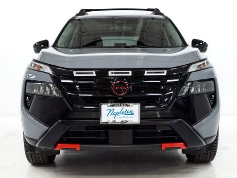 Used 2025 Nissan Rogue SV w/ Rock Creek Premium Package image 6