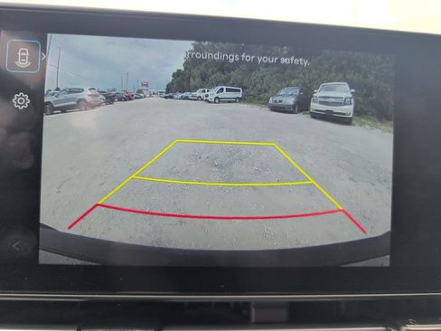 Used 2025 Hyundai Kona SEL FWD image 17
