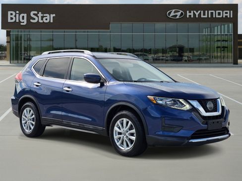 Used 2018 Nissan Rogue SV FWD image 6