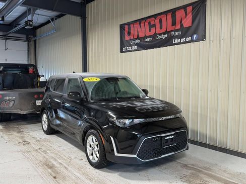 Used 2024 Kia Soul LX w/ Option Group 015 image 4