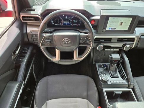 Used 2024 Toyota Tacoma TRD Off-Road AWD/4WD image 14