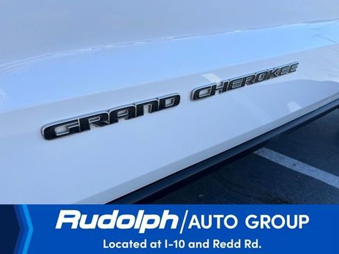 Used 2020 Jeep Grand Cherokee Laredo w/ Quick Order Package 2BN North image 9