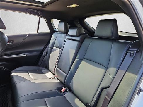 Used 2024 Toyota Venza Nightshade image 20