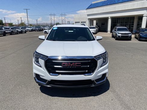 Used 2024 GMC Terrain SLE w/ Driver Convenience Package AWD/4WD image 48