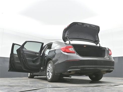 Used 2018 Honda Accord LX image 51