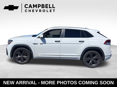Used 2021 Volkswagen Atlas Cross Sport SE AWD/4WD image 2