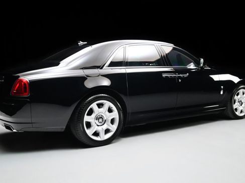 Used 2012 Rolls-Royce Ghost RWD image 4