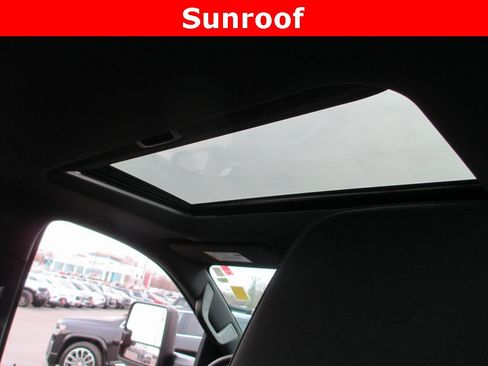 Used 2024 GMC Sierra 2500 AT4 w/ AT4 Premium Plus Package image 17