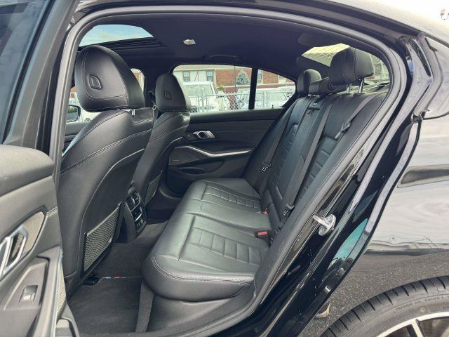 Used 2020 BMW M340i w/ Premium Package RWD image 17