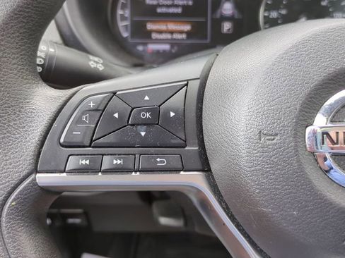 Used 2021 Nissan Kicks SV FWD image 22
