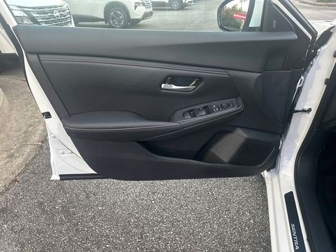 New 2025 Nissan Sentra SV image 10
