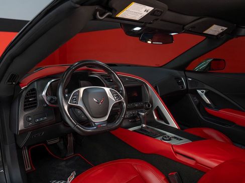 Used 2016 Chevrolet Corvette Z06 w/ 2LZ Preferred Equipment Group RWD image 41