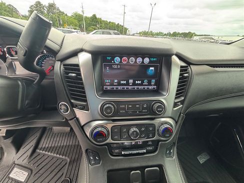 Used 2018 Chevrolet Tahoe LT AWD/4WD image 11