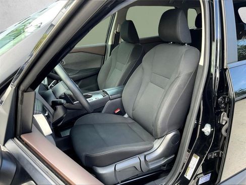 Used 2023 Nissan Rogue S FWD image 23