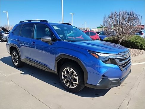 Used 2026 Subaru Forester Premium image 5