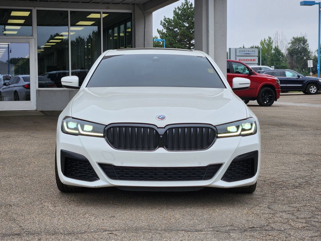 Used 2023 BMW M550i xDrive w/ Executive Package AWD/4WD image 5