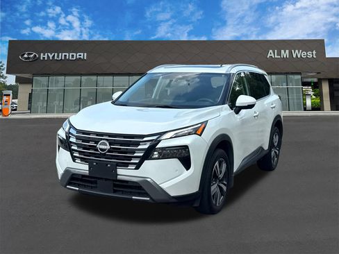 Used 2024 Nissan Rogue SL w/ SL Premium Package FWD image 1