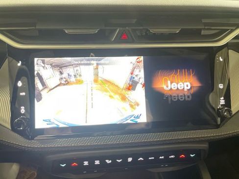 New 2026 Jeep Cherokee Limited AWD/4WD image 17