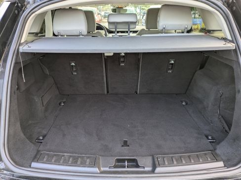 Used 2020 Land Rover Range Rover Evoque S image 16