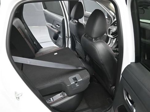 Certified 2025 Nissan Kicks SR AWD/4WD image 28