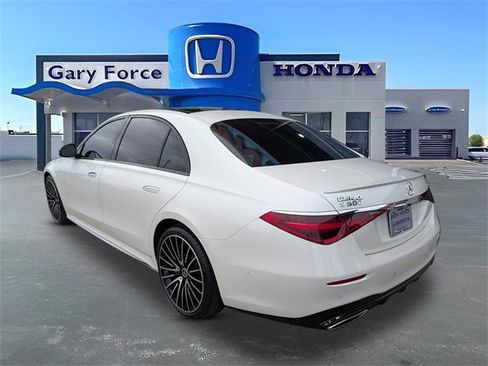 Used 2023 Mercedes-Benz S 500 4MATIC image 3