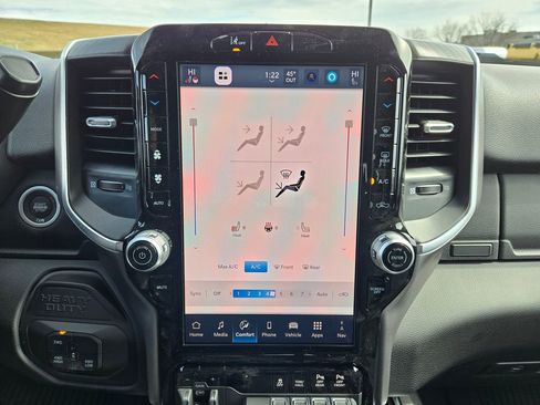 New 2026 RAM 2500 Big Horn AWD/4WD image 20