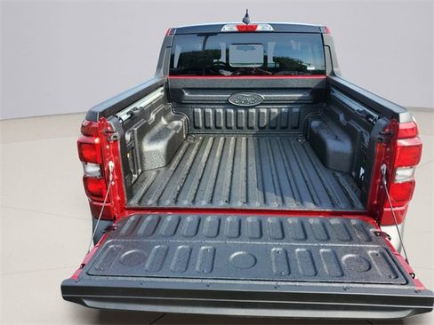 New 2025 Ford Maverick Lariat w/ Black Appearance Package image 9