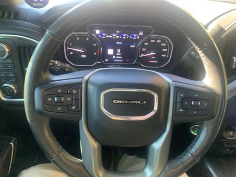 Used 2022 GMC Sierra 2500 Denali image 29