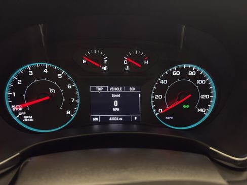 Used 2023 Chevrolet Equinox LS image 22