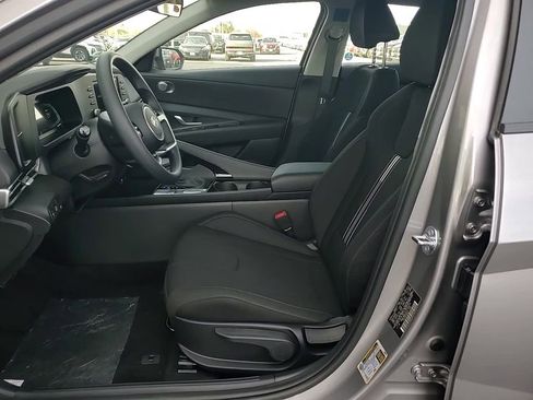 New 2026 Hyundai Elantra Blue image 13