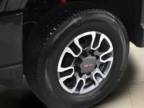 Used 2022 GMC Sierra 2500 AT4 w/ Gooseneck/5TH Wheel Package AWD/4WD image 37