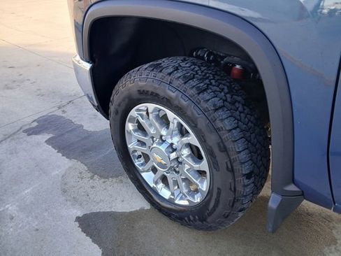 Certified 2025 Chevrolet Silverado 2500 LTZ w/ LTZ Plus Package image 32