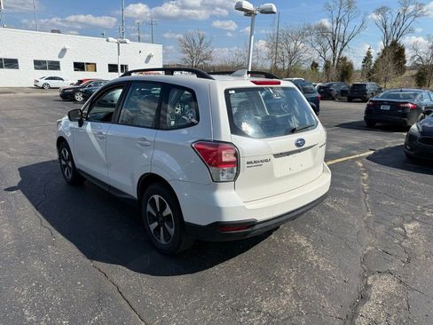 Used 2018 Subaru Forester 2.5i w/ Alloy Wheel Package image 2