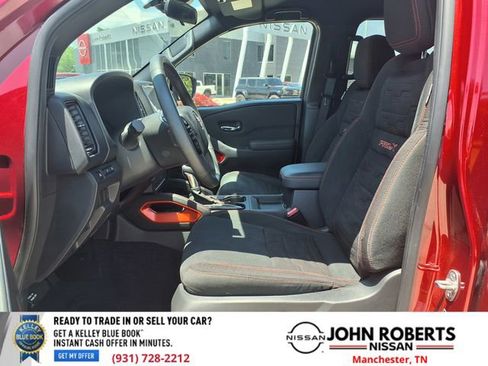Used 2024 Nissan Frontier Pro-X w/ Tow Package RWD image 3
