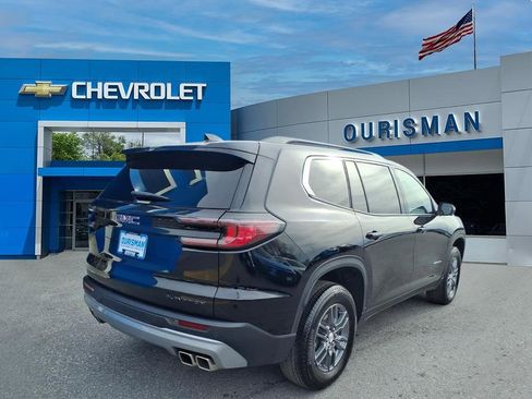 Used 2025 GMC Acadia Elevation image 3