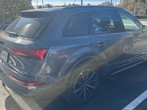 Used 2023 Audi Q7 3.0T Premium Plus image 4