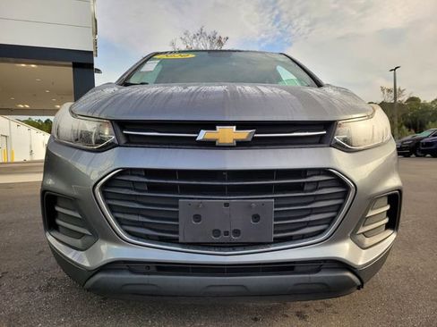 Used 2020 Chevrolet Trax LS w/ Tint and Cruise Package image 18