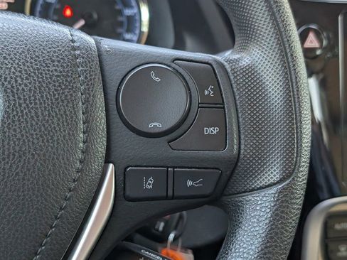 Used 2019 Toyota Corolla LE image 18