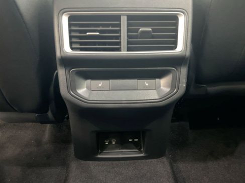 New 2026 Volkswagen Atlas Cross Sport SEL R-Line image 33